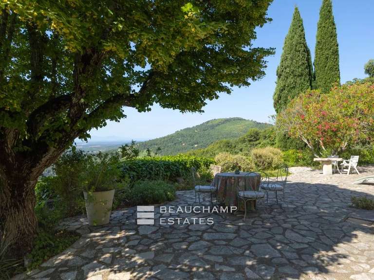 Villa Seillans - 19 chambres - 470m²