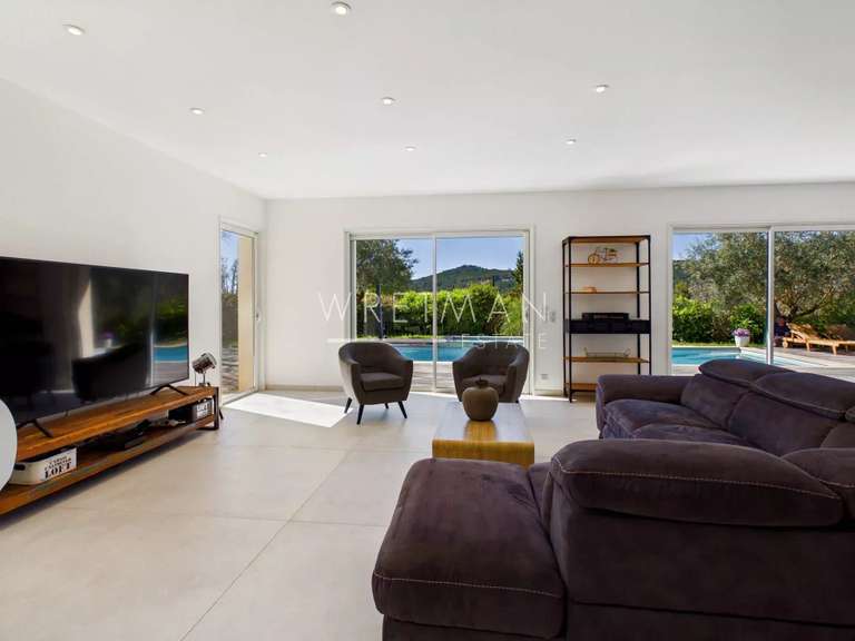 Villa Seillans - 4 bedrooms - 225m²