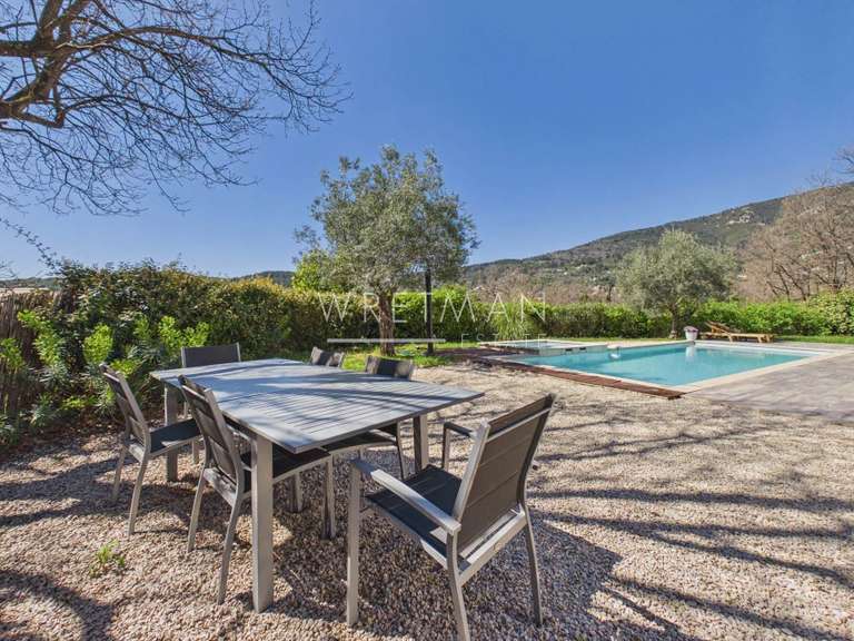 Villa Seillans - 4 bedrooms - 225m²