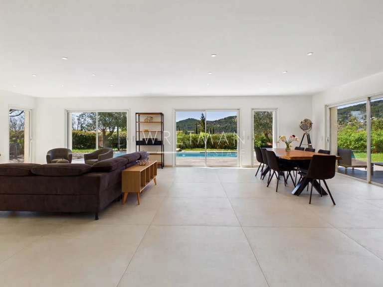 Villa Seillans - 4 bedrooms - 225m²