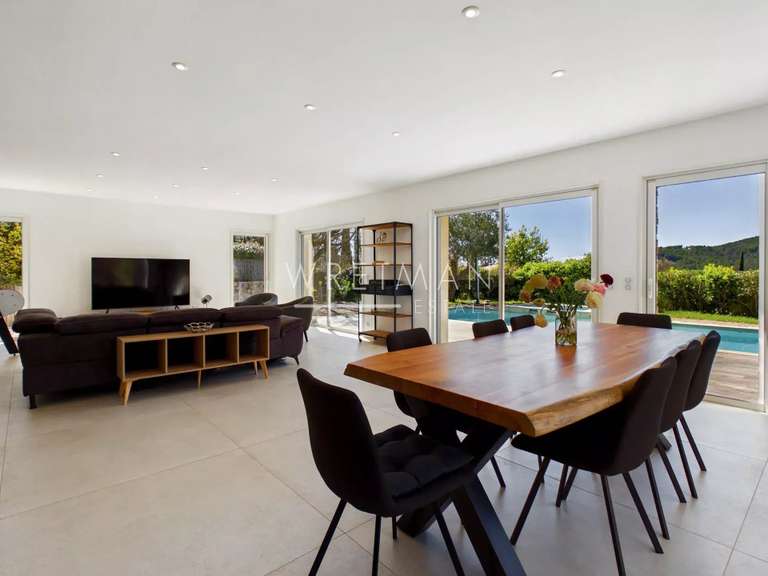 Villa Seillans - 4 bedrooms - 225m²