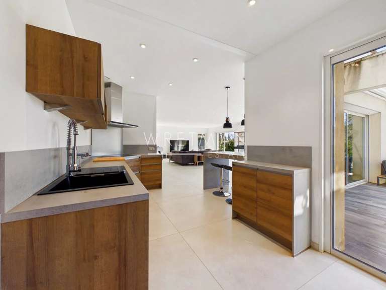 Villa Seillans - 4 bedrooms - 225m²