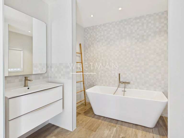 Villa Seillans - 4 bedrooms - 225m²