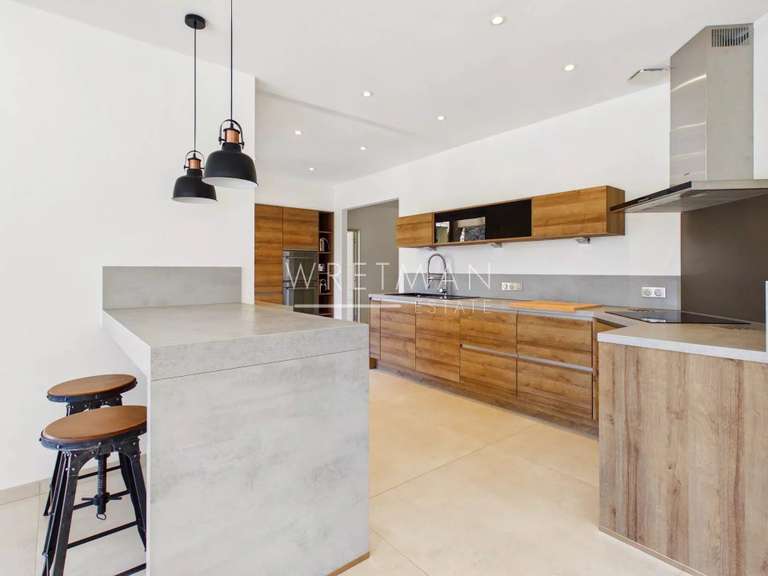 Villa Seillans - 4 bedrooms - 225m²