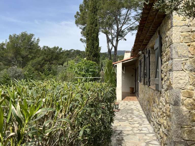 Villa Seillans - 5 chambres - 180m²