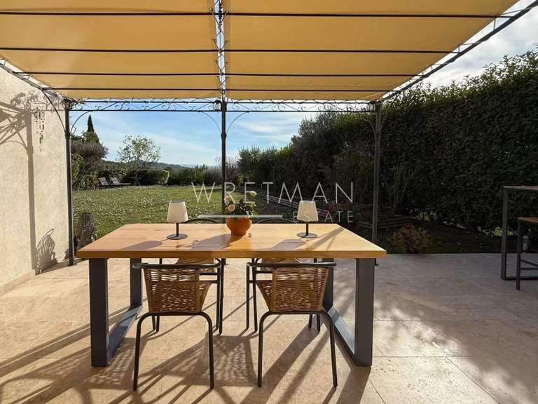 Villa Seillans - 4 bedrooms - 146m²