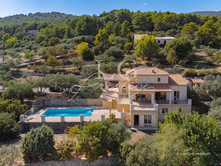 Villa Seillans - 3 chambres - 200m²