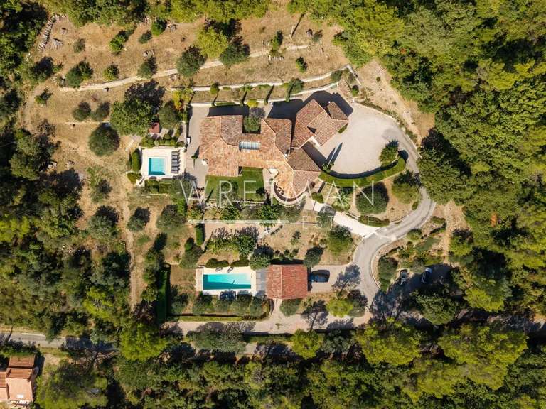 Villa Seillans - 5 chambres - 325m²
