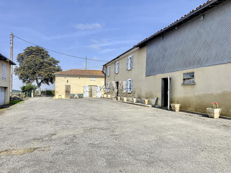Sale House Seissan - 4 bedrooms