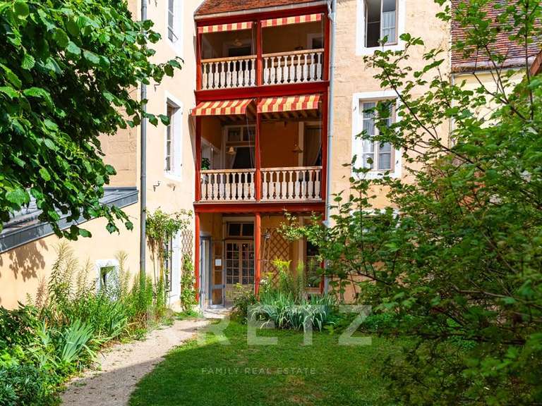 Hôtel particulier Semur-en-Auxois - 5 chambres - 258m²