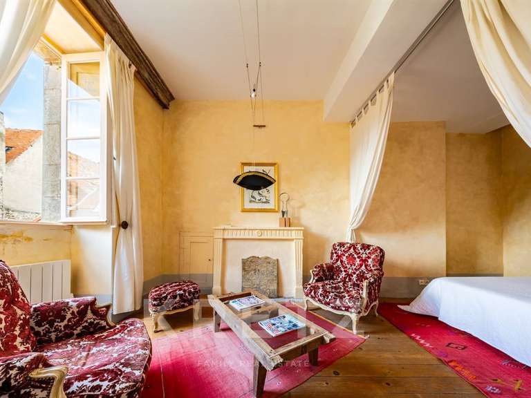 Hôtel particulier Semur-en-Auxois - 5 chambres - 258m²