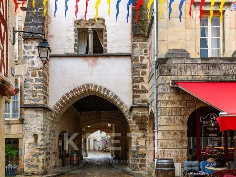Hôtel particulier Semur-en-Auxois - 5 chambres - 258m²