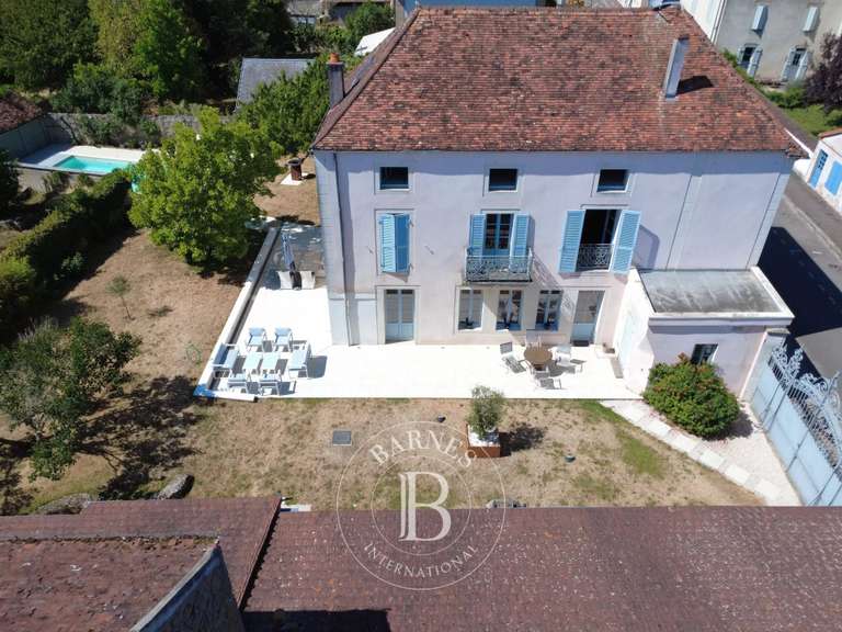 Maison Semur-en-Auxois - 332m²