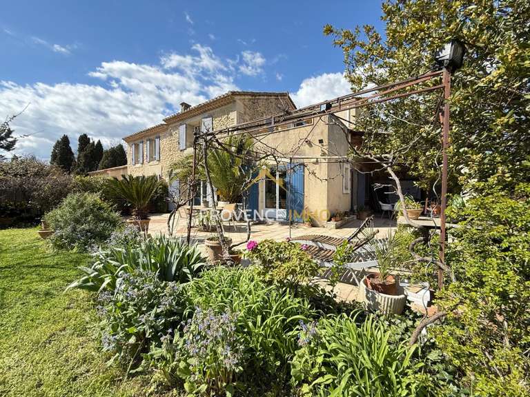 Maison Sénas - 3 chambres - 125m²