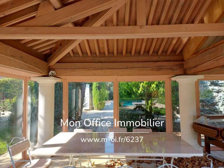 Maison Sénas - 8 chambres - 434m²