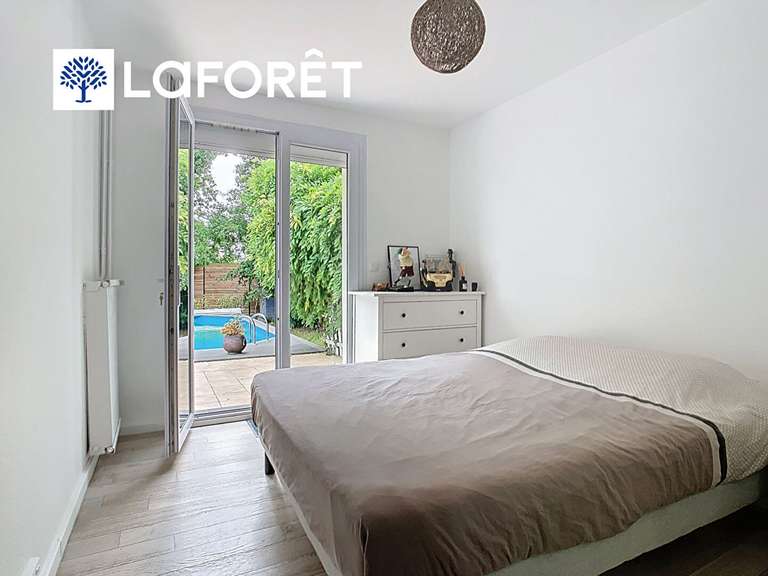 Maison Séné - 4 chambres - 174m²