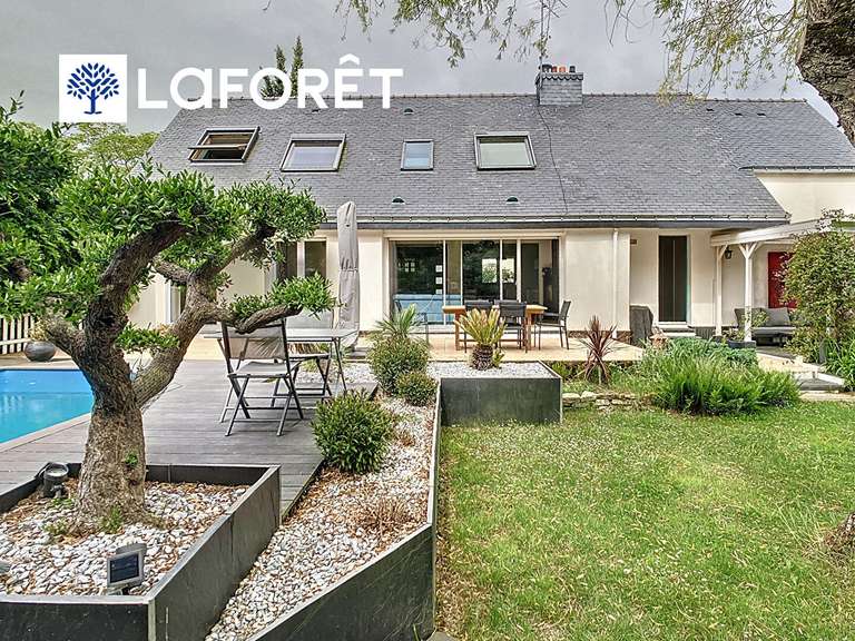 Maison Séné - 4 chambres - 174m²
