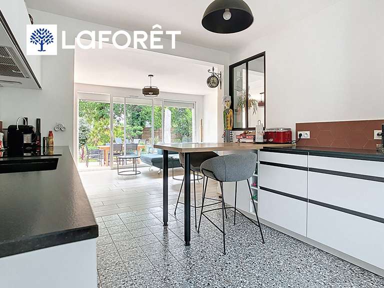 Maison Séné - 4 chambres - 174m²