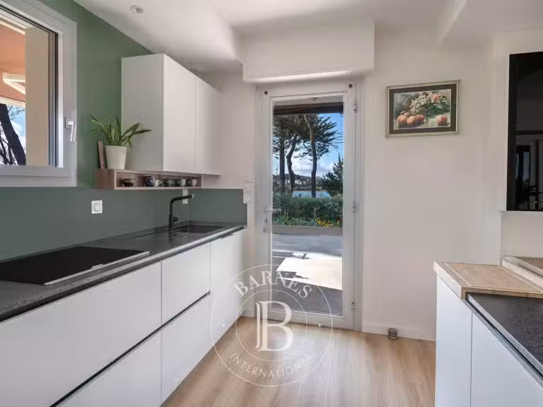Maison Séné - 4 chambres - 175m²
