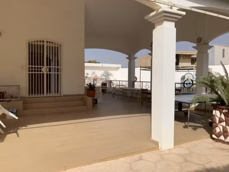 House Senegal - 7 bedrooms - 507m²