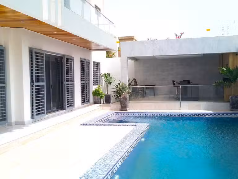 Villa Senegal - 7 bedrooms - 700m²