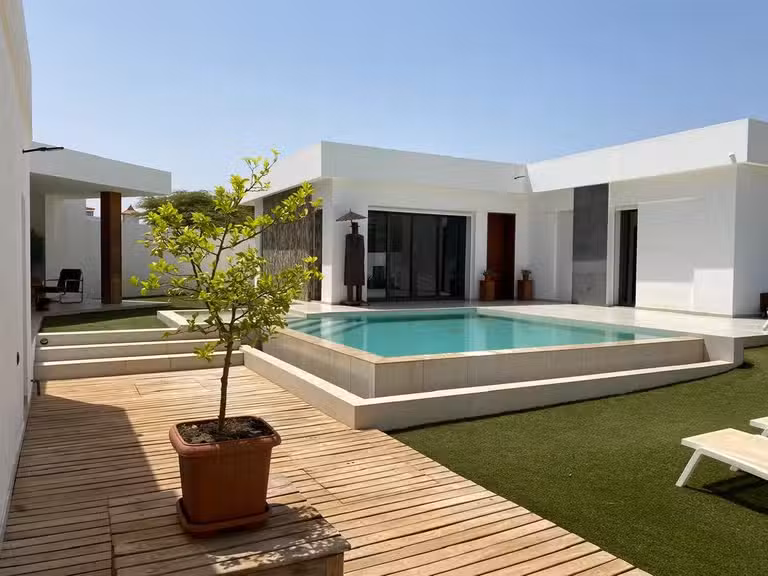 Villa Senegal - 4 bedrooms - 340m²