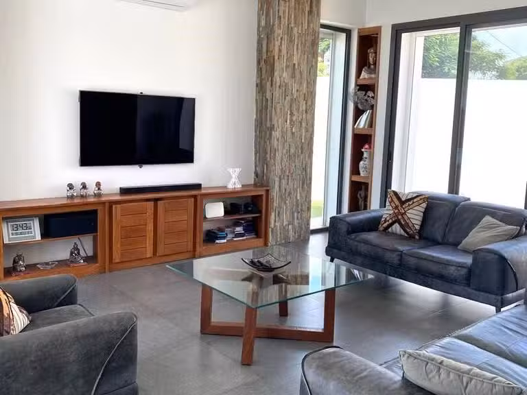 Villa Senegal - 4 bedrooms - 340m²