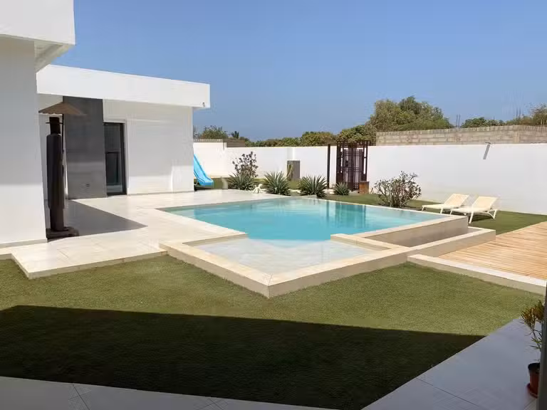 Villa Senegal - 4 bedrooms - 340m²