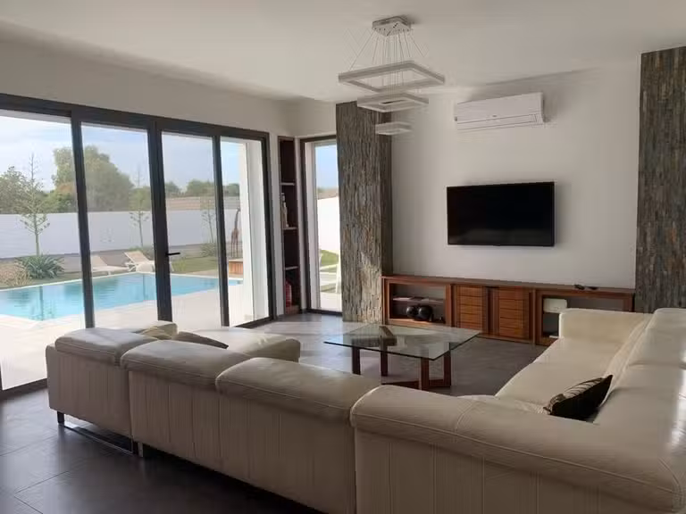 Villa Senegal - 4 bedrooms - 340m²