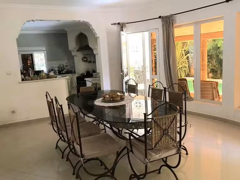 Villa Senegal - 6 bedrooms - 300m²