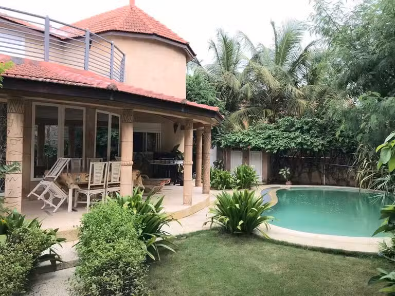 Villa Senegal - 6 bedrooms - 300m²