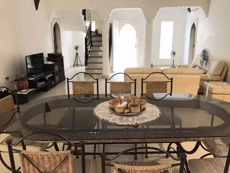 Villa Senegal - 6 bedrooms - 300m²