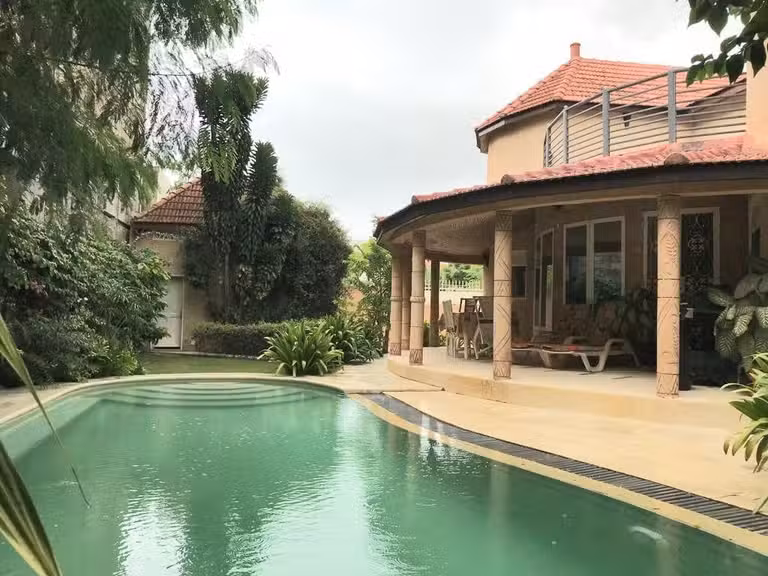 Villa Senegal - 6 bedrooms - 300m²