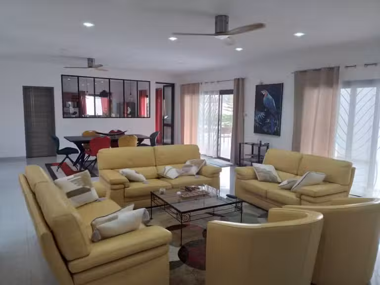 Villa Senegal - 5 bedrooms - 360m²