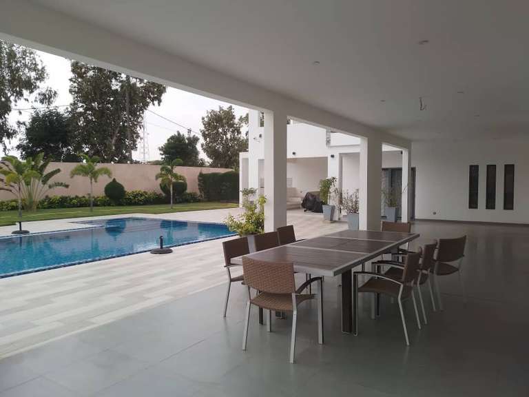 Villa Senegal - 5 bedrooms - 360m²