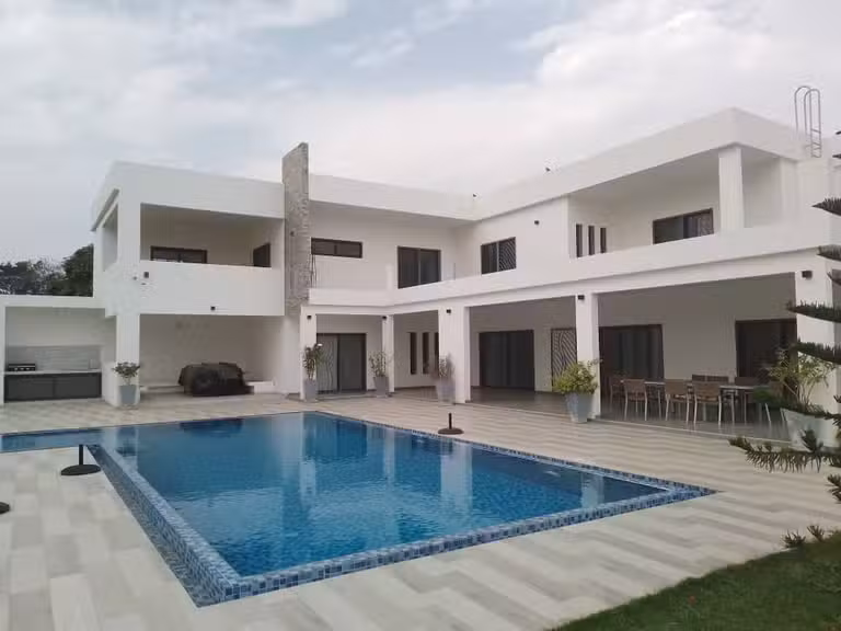 Villa Senegal - 5 bedrooms - 360m²