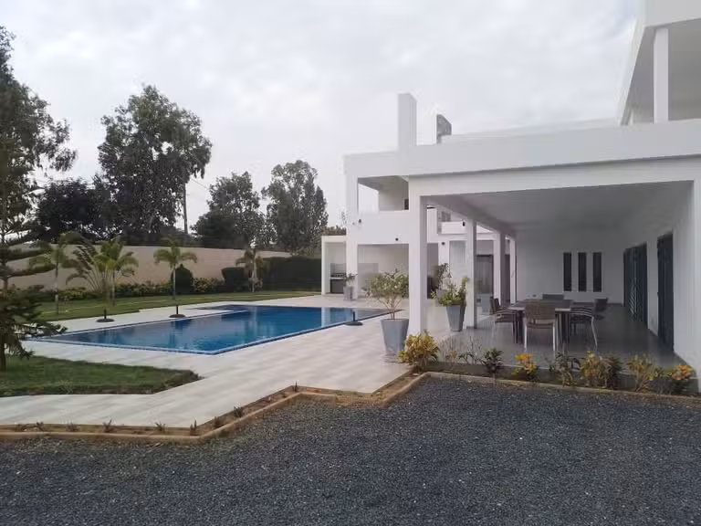 Villa Senegal - 5 bedrooms - 360m²