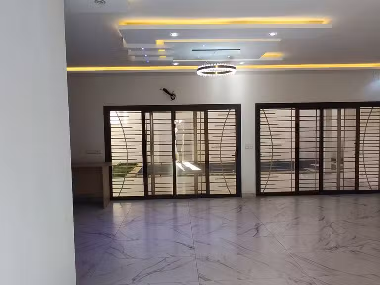 House Nguérigne - 5 bedrooms - 500m²