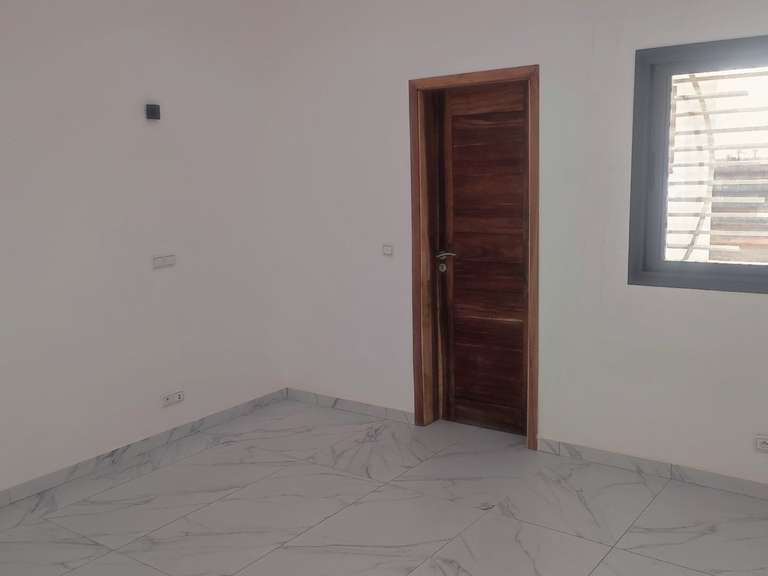 House Nguérigne - 5 bedrooms - 500m²