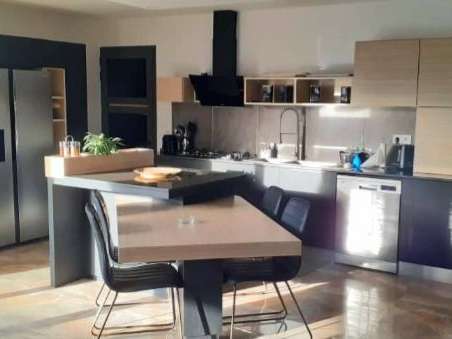 House Nguérigne - 4 bedrooms - 482m²