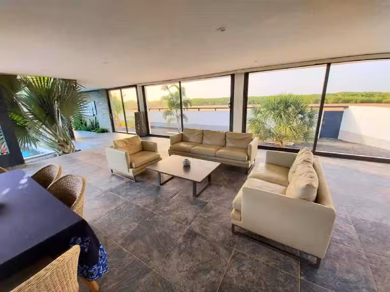 House Nguérigne - 4 bedrooms - 482m²