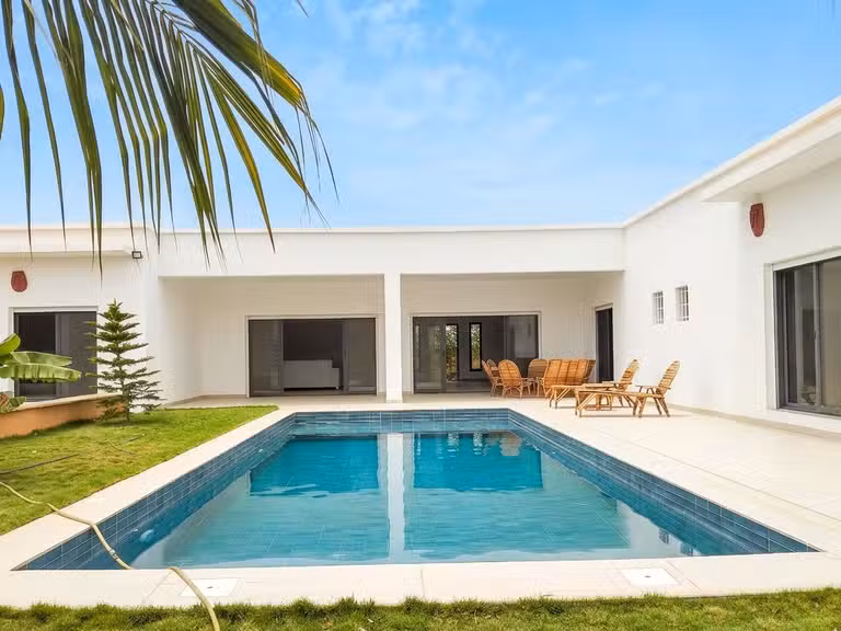 Villa Nguérigne - 4 chambres - 250m²