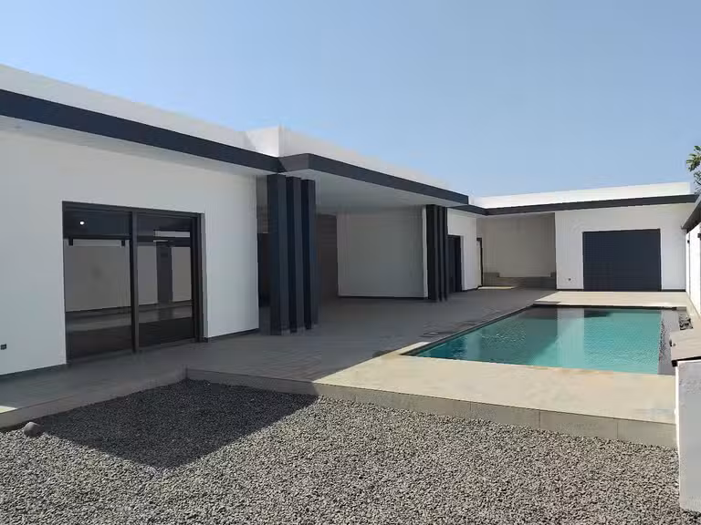 Villa Nguérigne - 3 bedrooms - 215m²