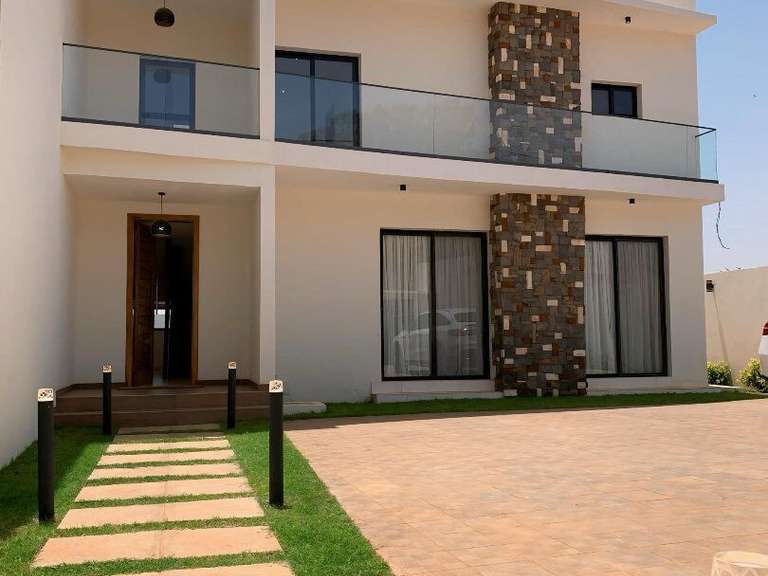 Villa Nguérigne - 4 bedrooms - 324m²