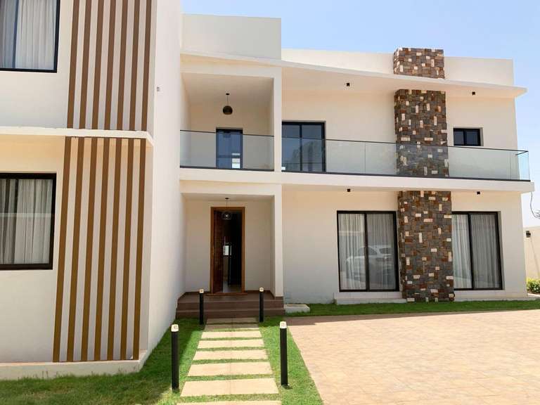 Villa Nguérigne - 4 bedrooms - 324m²