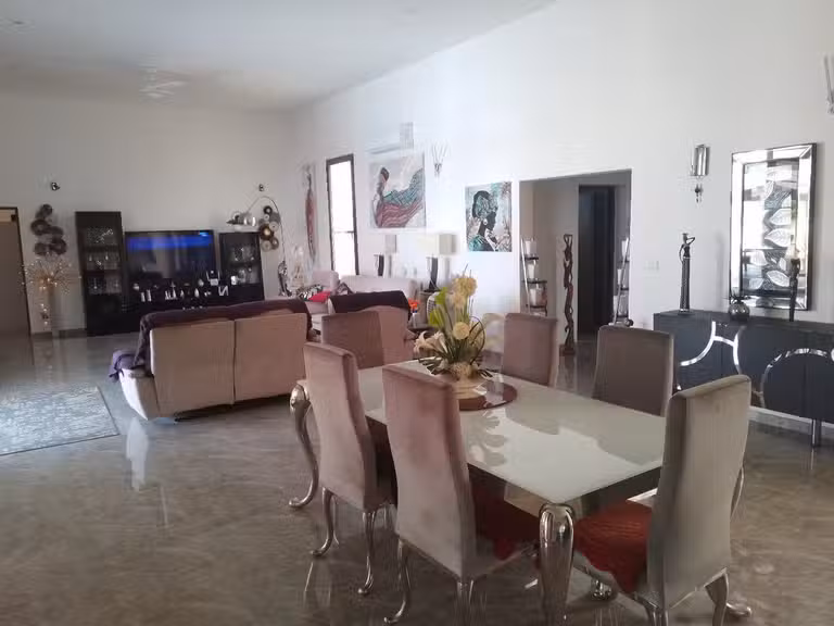 Villa Nguérigne - 3 bedrooms - 300m²