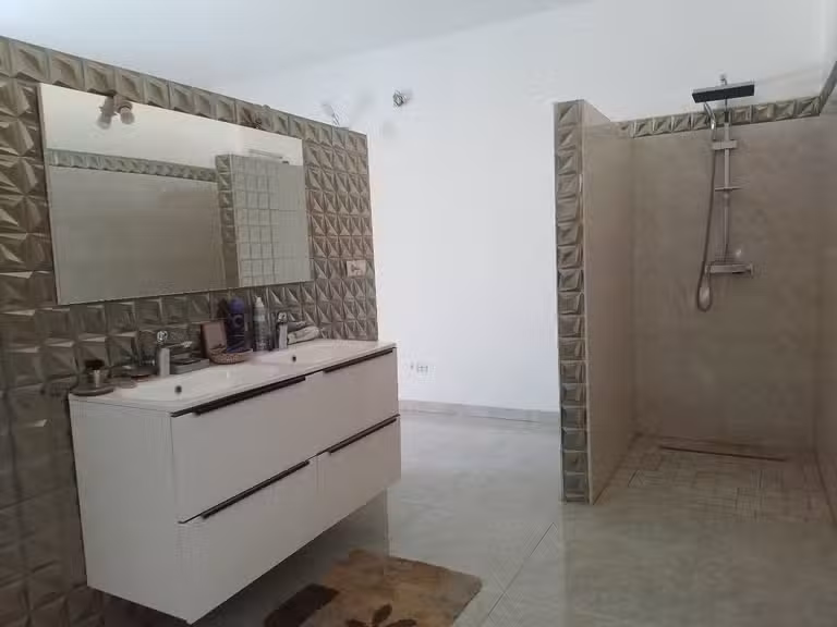 Villa Nguérigne - 3 bedrooms - 300m²
