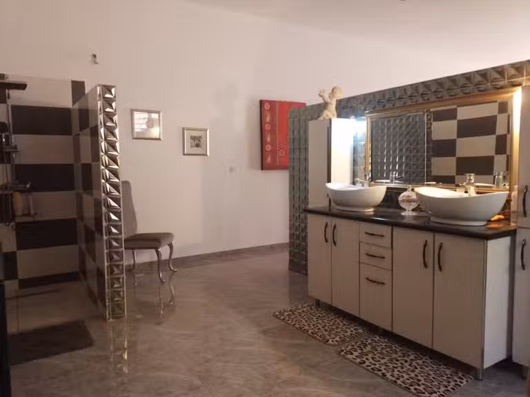Villa Nguérigne - 3 bedrooms - 300m²