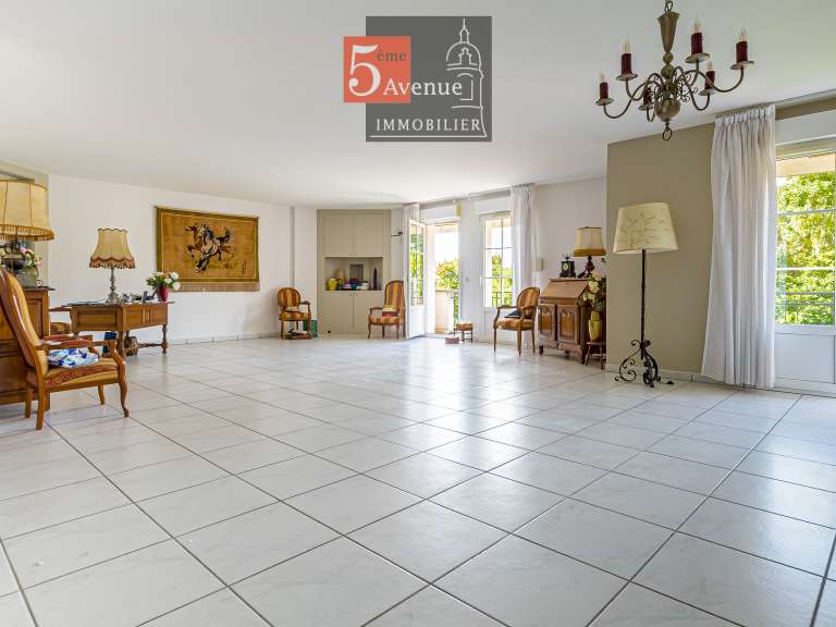 Appartement Senlis - 2 chambres - 148m²