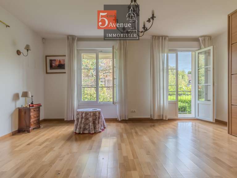 Appartement Senlis - 2 chambres - 148m²